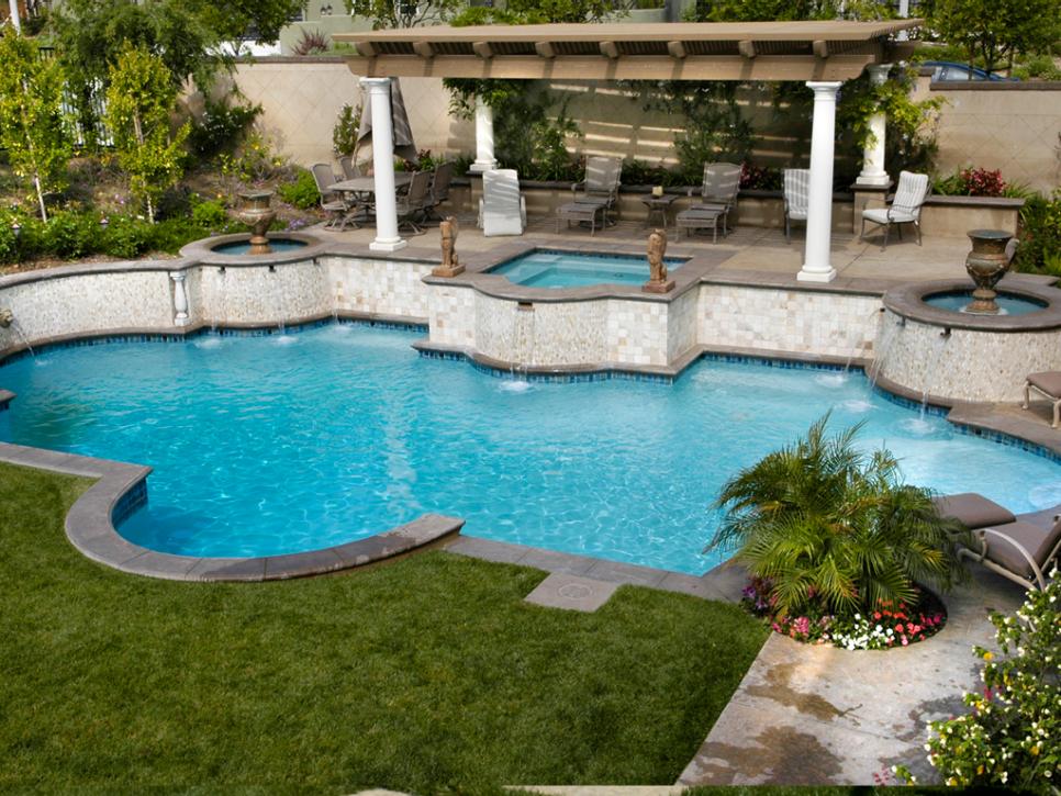 Mediterranean Style Pool